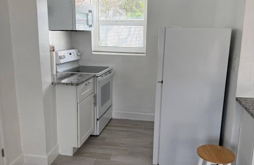 Tropic Apartment | 104 Cozy Studio - River Views & Prime Location
