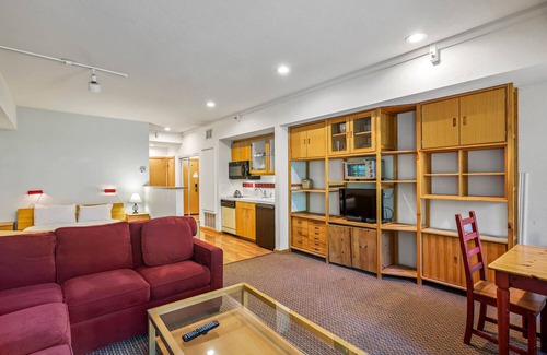 Olympic Valley Apartment | 104 | Peaceful Studio - Hot Tubs + Nature Walks