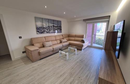 Gijon City Centre Apartment | 104A Apartamento para 8 personas