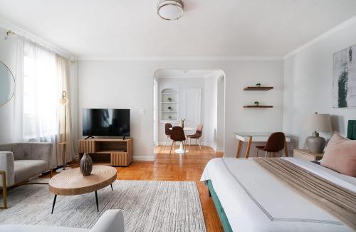 Flatiron District Apartment | 105 -5G Brand New Studio prime location Elevator