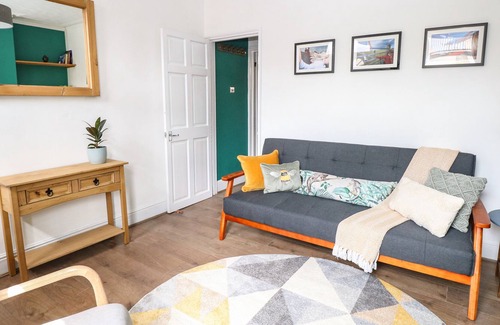Norwich Cottage | 105 MARLBOROUGH ROAD, pet friendly, with a garden in Norwich