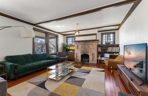 Cape May - Wildwood House | 109 W Magnolia Ave
