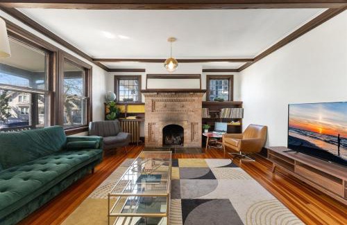 Cape May - Wildwood House | 109 W Magnolia Ave