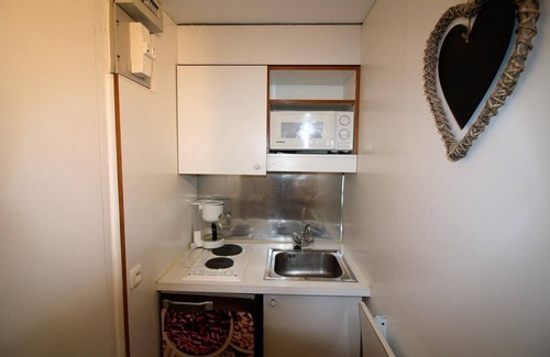 Tignes le Lac Apartment | 10m from ski slopes, 2nd floor, tv, ski locker, 16m², Tignes