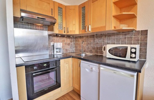 La Perriere Apartment | 10m from ski slopes, 7th floor, balcony, ski locker, 25m², La Tania