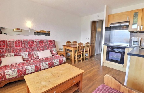 La Perriere Apartment | 10m from ski slopes, 7th floor, balcony, ski locker, 25m², La Tania