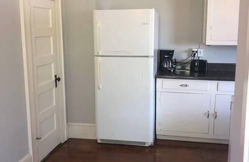 Greenville - Spartanburg Apartment | 11 Serene Apartment - 1 Bedroom