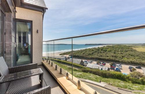 Tenby Apartment | 11 Waterstone House