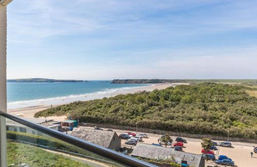 Tenby Apartment | 11 Waterstone House