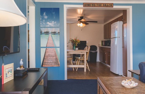 Ocean City Condo | 110 11th St.- Beach & Boardwalk just a few steps away. Super clean+ sanitized!