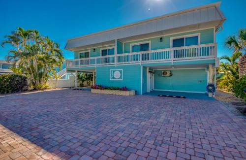 South Island House | 110 Bahia #1