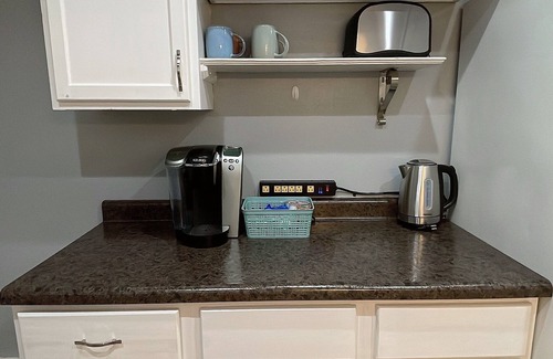 Dubuque Apartment | 1103#201-Charming 2-bedroom apartment with AC, WiFi in brilliant Dubuque