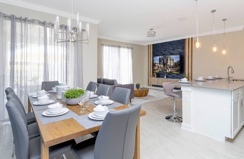 Davenport Villa | 1112 CD - Glam 4BR Townhome, Pool