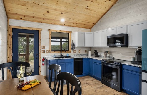 Grapetown House | 112 m² House ∙ 2 bedrooms ∙ 6 guests