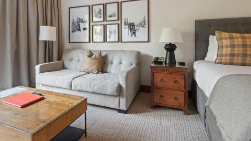 Stowe Area Resort | 1125 Lodge At Spruce Peak Ski In Ski In Ski Out King Studio By Stowe Mountain Rentals