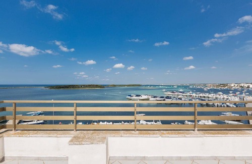 Porto Cesareo House | 1131 Bilo Isola dei Conigli by Barbarhouse