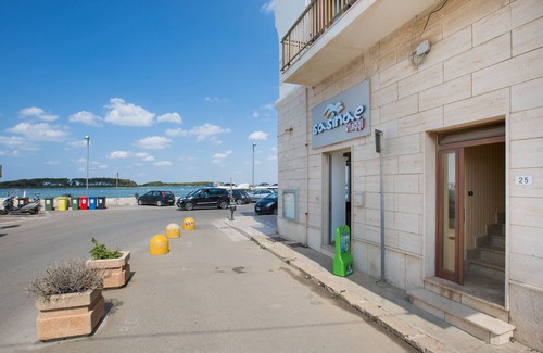 Porto Cesareo House | 1131 Bilo Isola dei Conigli by Barbarhouse