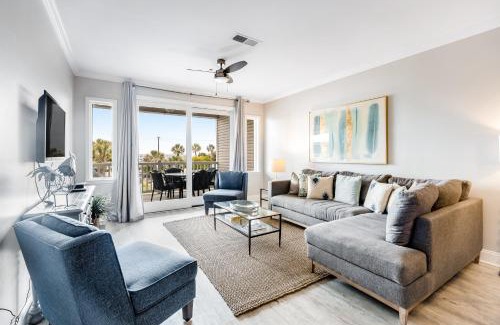 Folly Beach Apartment | 114 West Arctic