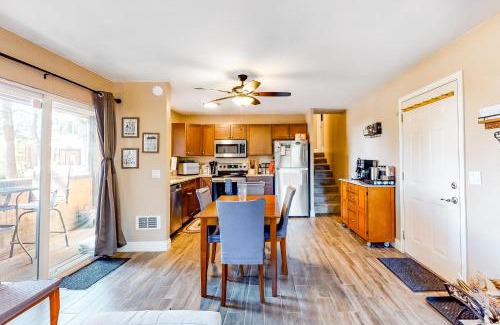 Truckee Apartment | 11529 Snowpeak Way #619