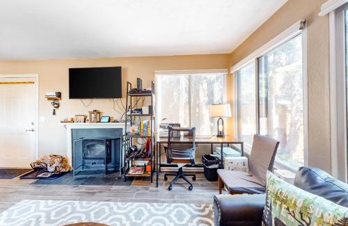 Truckee Apartment | 11529 Snowpeak Way #619