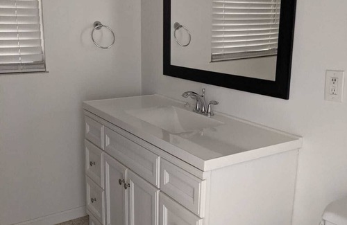 Dunedin Apartment | 1158 Angle Rd - One-Year Lease
