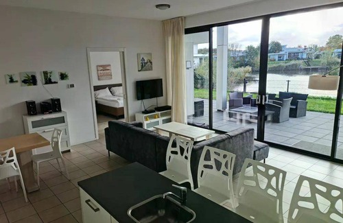 Zeewolde House | 119 m² House ∙ 4 bedrooms ∙ 8 guests
