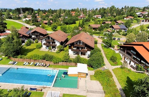 Reichenbach Apartment | 11A-3 - Alpine-style apartment for 4 people, balcony with mountain view - Holiday apartments in the