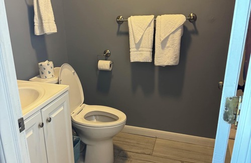 Hampton Hotel | 12 Ashworth Ave