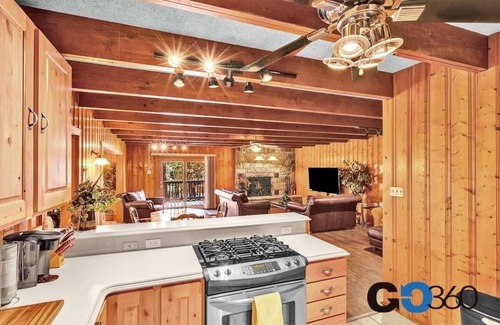 Ruidoso Cabin | 12 GUESTS, JACUZZI ,GAME ROOM, DECK, 🗻VIEWS