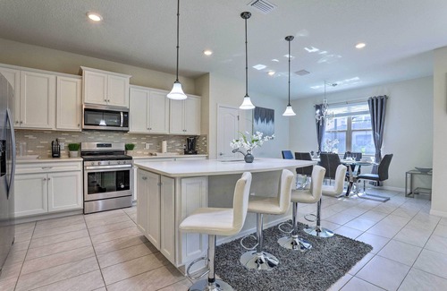 Loughman House | 12 Mi to Disney: Villa w/Heated Pool