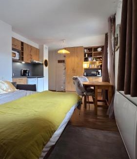 Flumet Apartment | 12 mn Megeve studio confort