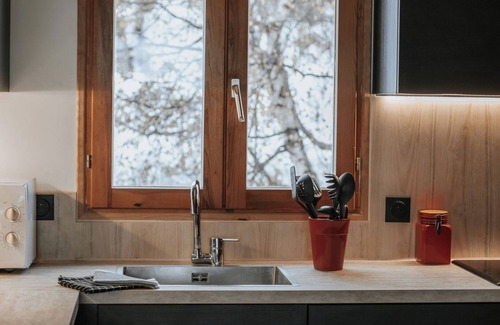 La Toussuire Ski Chalet | 12-person chalet 200m from chairlift