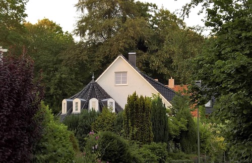 Gluecksburg Apartment | 120 meters to the beach. 80 meters to the forest.