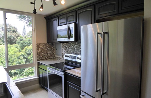Princeville Apartment | 1202ABCliffsRESORT-2UnitA&B 192.00 Oct 21-24 BlowOutSale on OceanViewResort