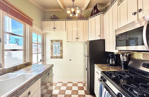 Silver Strand House | 1205O Spanish Beach Bungalow Retreat