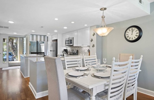 Shipyard Plantation Villa | 121 Greens-7 Min Walk to Beach, Full Remodel w/Beach Locker & Chairs