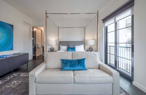 West End Hotel | 121 Hotel by AvantStay | Modern Executive Suite w/Juliet Balcony In Nashville!