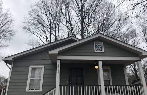 Capitol View House | 1220 Hartford Avenue Previous 4 star owner , Airbnb Happy New Year to All