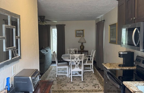 Banner Elk Apartment | 124A Arnett Rd. 1/1 Apt near Sugar Mountain golf, biking, skiing, snow tubing