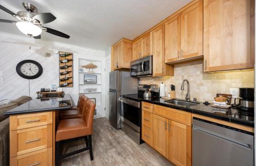 Truckee Apartment | 125 Bldg B condo