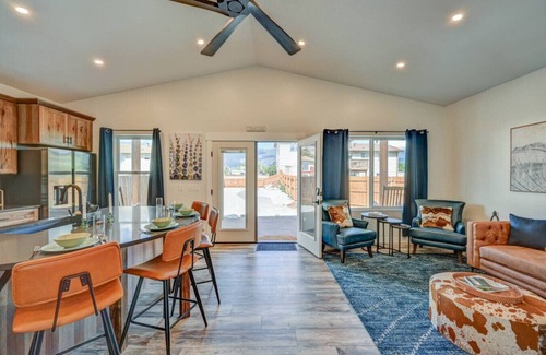 Buena Vista House | 125A raymond lee drive