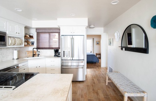 Downtown Condo | 127 Pismo Shores: 3 BR, 2 BA Condominium in Pismo Beach, Sleeps 8