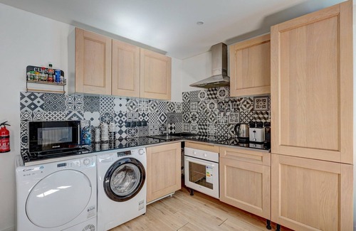 Strasbourg -Saint-Denis Apartment | 127 Suite Moshé - Superb apartment in Paris.
