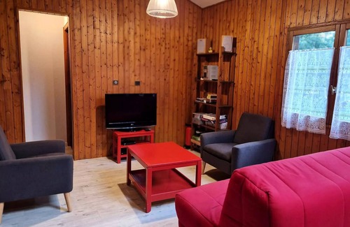 Maubuisson Ski Chalet | 129 - Typical Maubuisson house calm & nature just a stone's throw from the lake