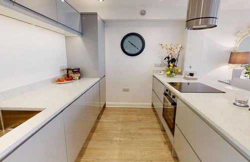 Saltash House | 12B ESSA ROAD, family friendly, luxury holiday cottage in Saltash