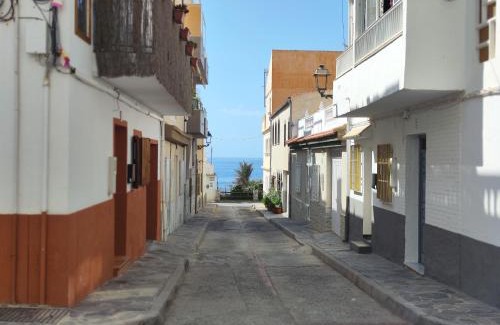 Rubite Apartment | 12jazmines