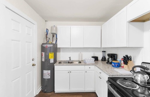 Norwood Apartment | 12th Ave The Bricks - Unit 7