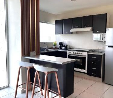 Jimenez Apartment | 12th Floor CViews Andamar Walking Beach