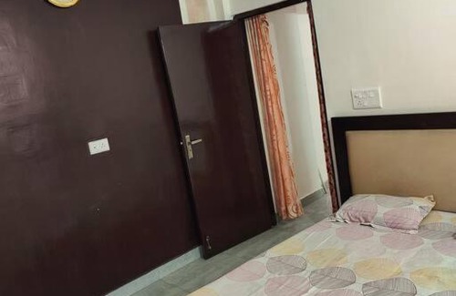 Greater Noida Apartment | 12th Floor, Entire 2bhk with car parking