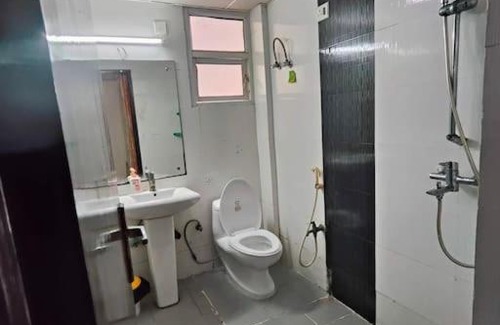 Greater Noida Apartment | 12th Floor, Entire 2bhk with car parking
